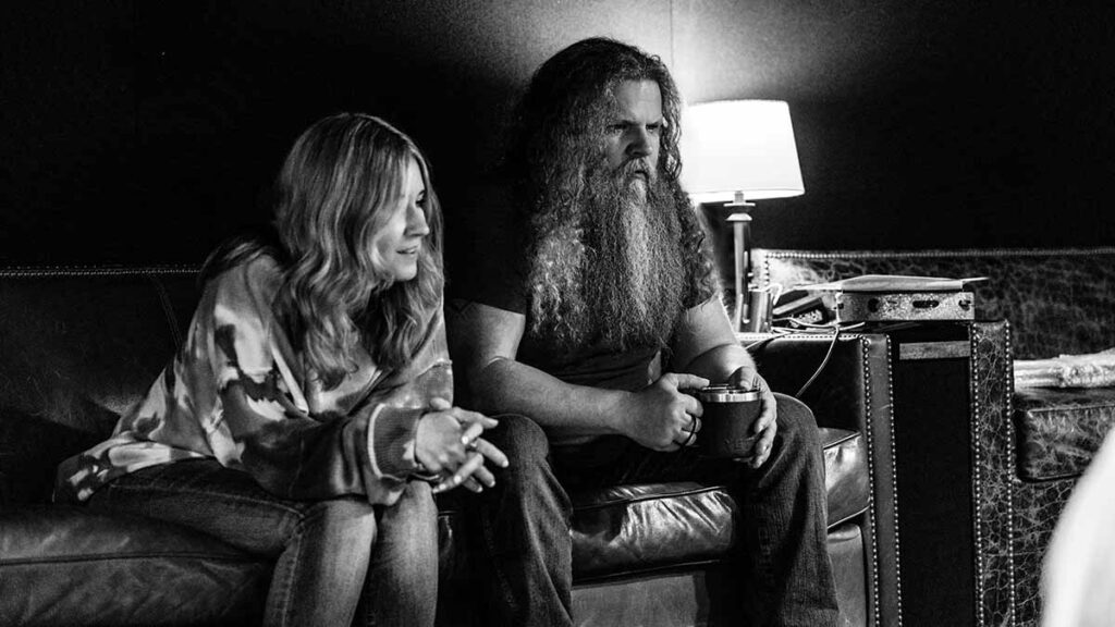 Jamey Johnson with Cris Lacy.