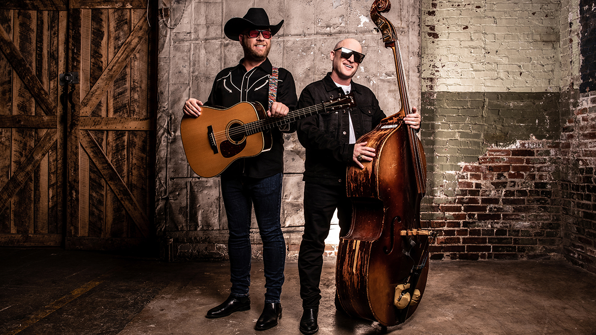 Dailey and vincent sing some country in latest album