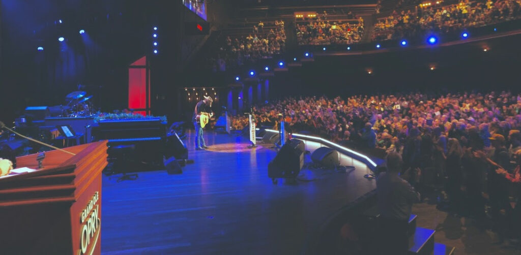 Garth Brooks surprises Mitch Rossell at Opry Debut