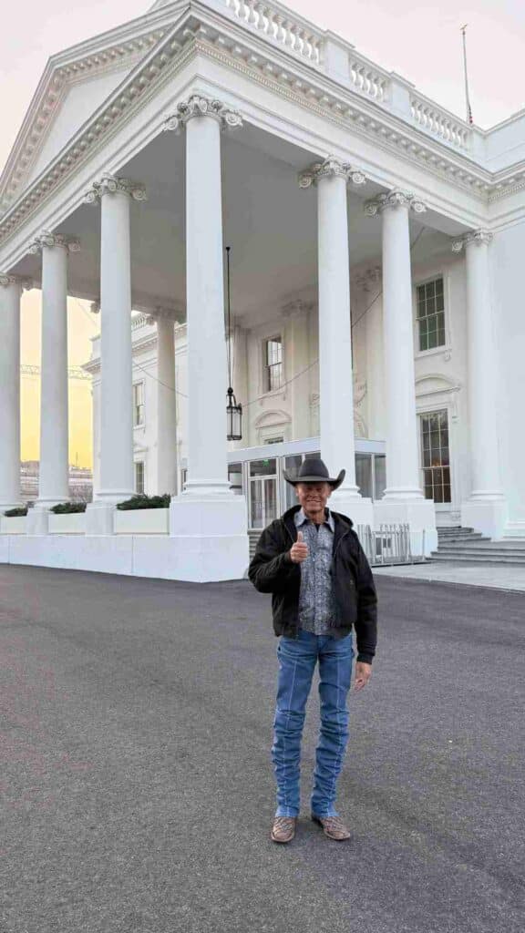 Neal McCoy in front of the White House
