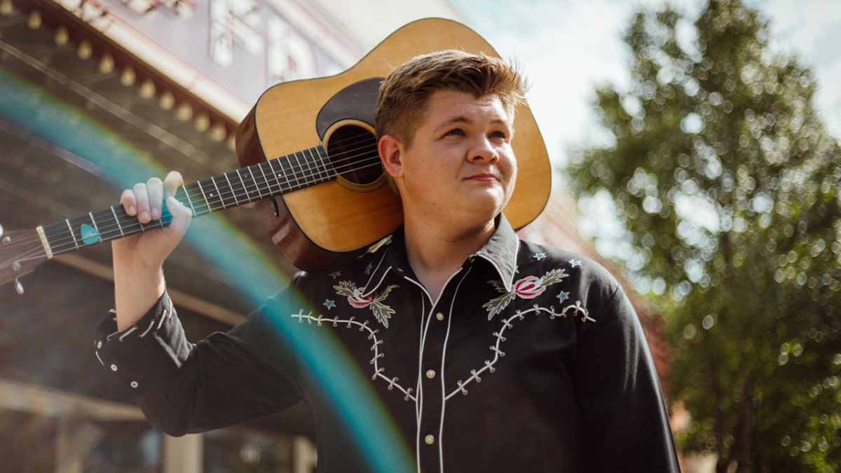 Alex Miller's EP COUNTRY Strikes a Chord with Fans