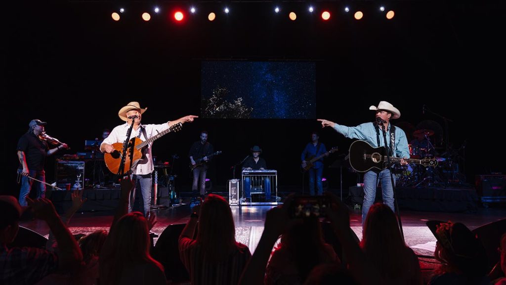 Tracy Lawrence and Clay Walker Sell Out First Two Weekends of Tour